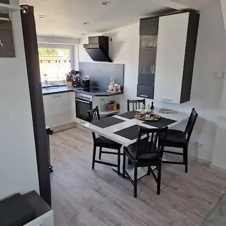 Cosy And Bright Flat Apartman